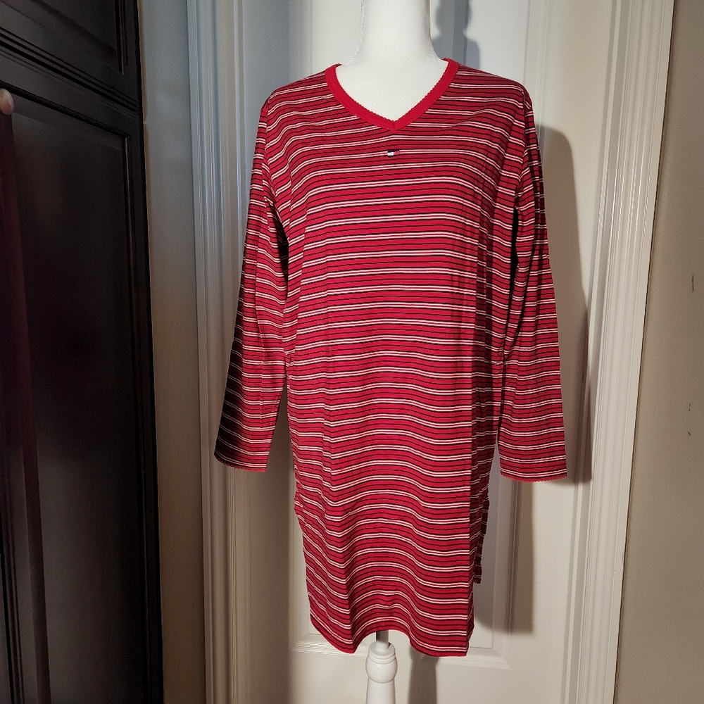 TOMMY HILFIGER women's long sleeve sleepwear